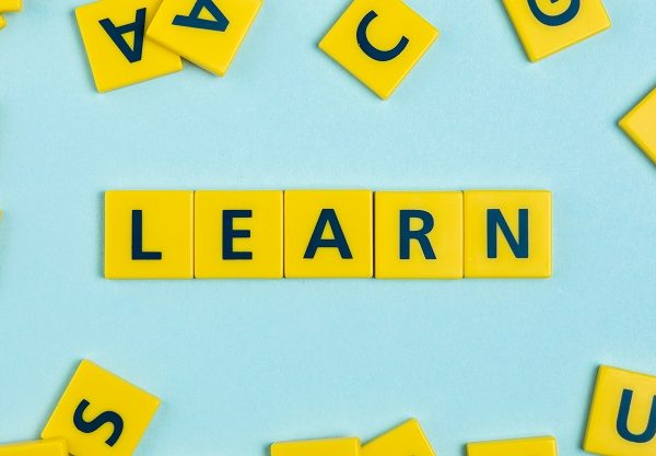 کاربرد may , might