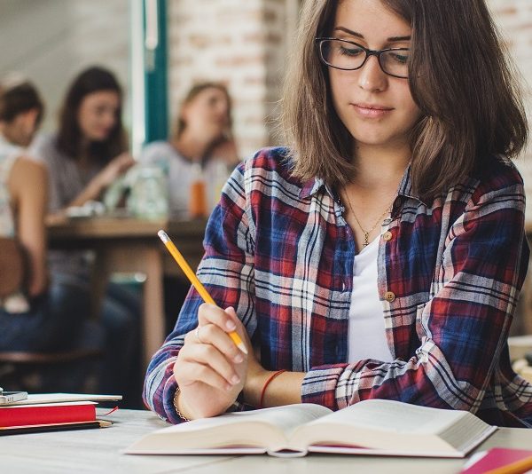 زمان آینده ساده Simple Future Tense