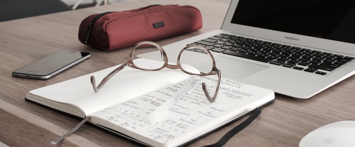 IELTS Cue Card شماره 38 : توصیف اتاق مطالعه