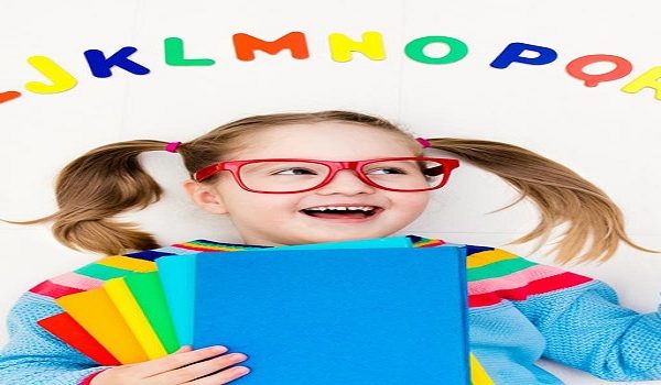 آموزش زبان به کودکان و نوجوانان